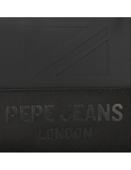 7065641 BANDOLERA PORTA-TABLET PJL BROMLEY 24 NEGRO 7065641 BANDOLERA PORTA-TABLET PJL BROMLEY 24 NEGRO