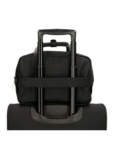 7094743 NECESER . PJL CHRISTINE NEGRO