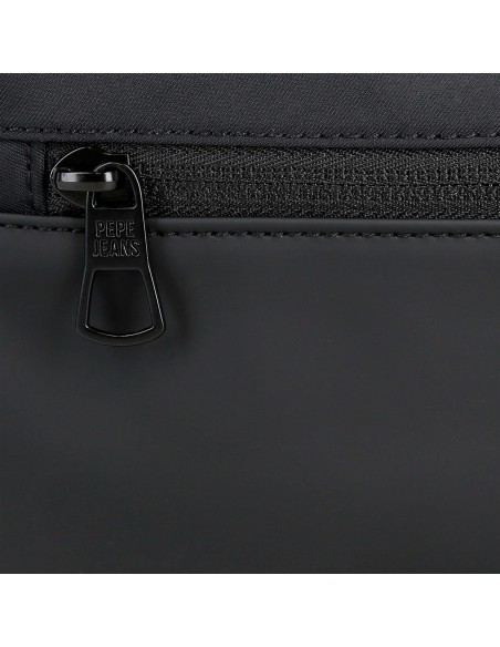 7174441 NECESER ADAPT. 2C. PJL SAIL UP NEGRO 7174441 NECESER ADAPT. 2C. PJL SAIL UP NEGRO