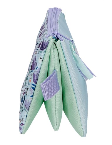 4944342 NECESER 3C. CLOSE TO THE HEART FROZEN