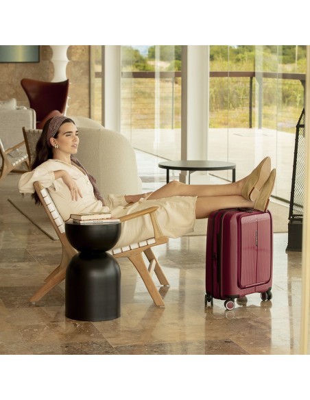 Maleta Trolley Cabina Con Bolsillo Frontal Gabol Brooklyn...